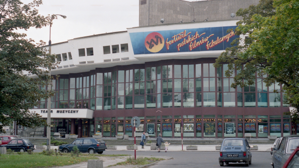 Teatr Muzyczny w Gdyni podczas 16. FPFF w 1991 roku