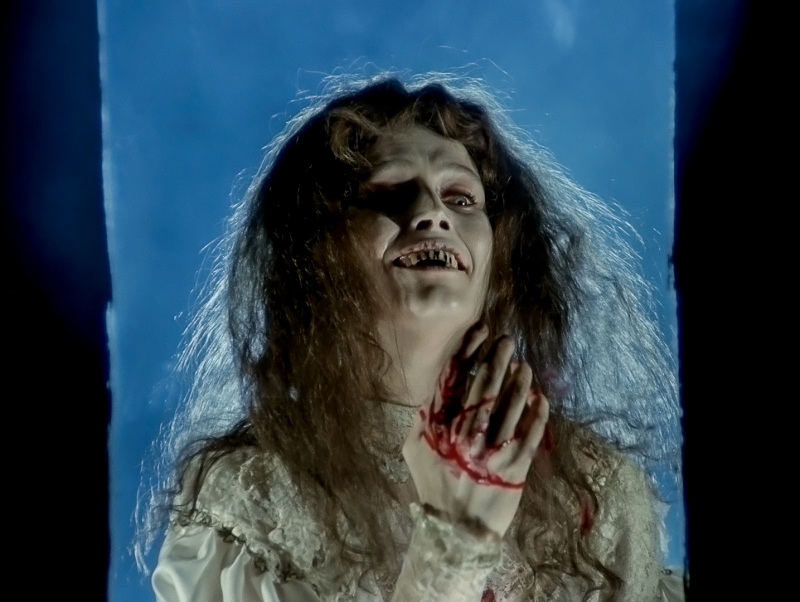 Horror jest pod spodem