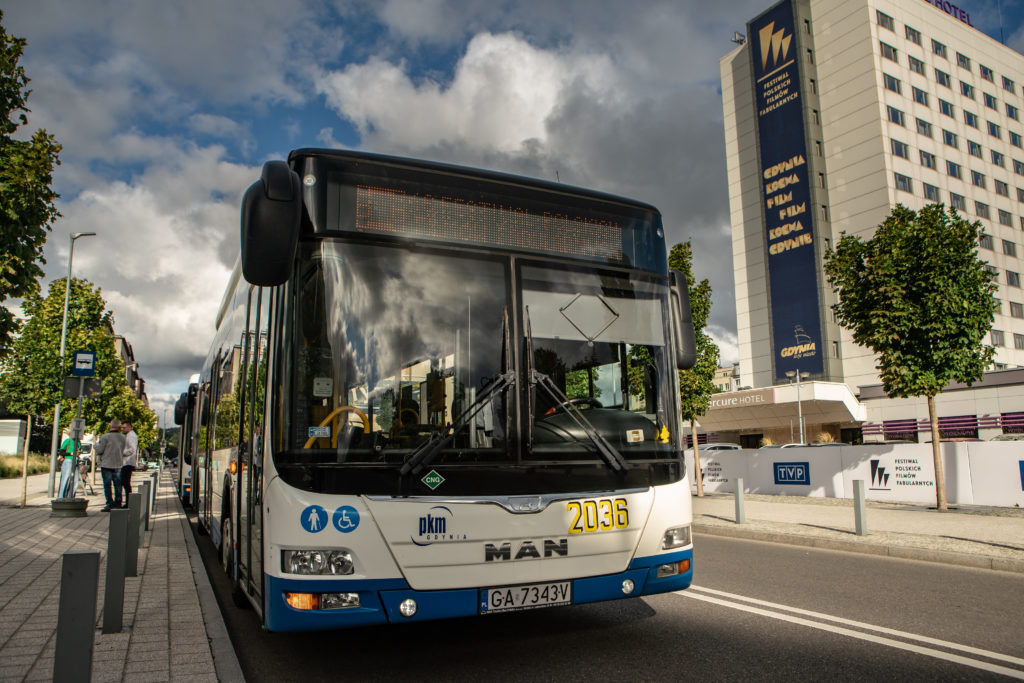 Jedź na seans autobusem festiwalowym!